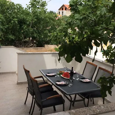 Apartment Bdm *